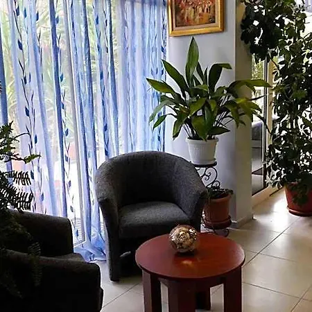 Hotel Family Eliri 3*