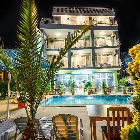 Family Eliri 호텔 네세부르