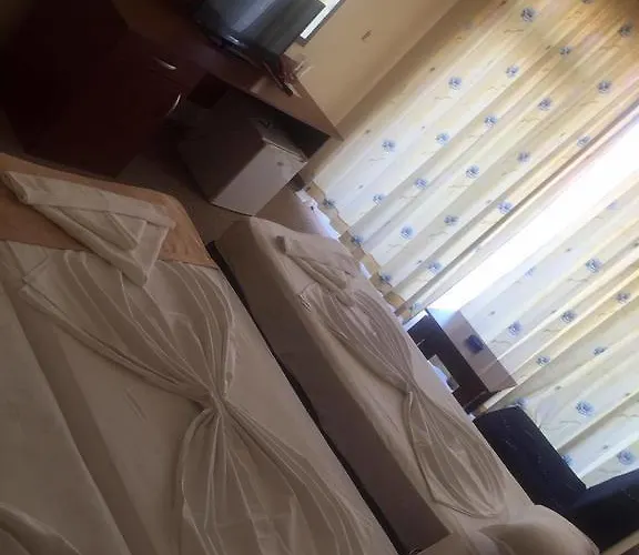 Hotel Family Eliri 3*